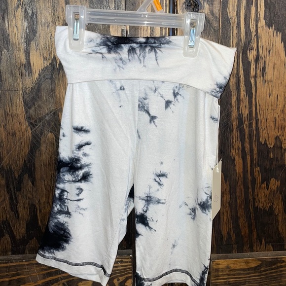 NWT❤️❤️ running shorts ❤️❤️ - Picture 1 of 8